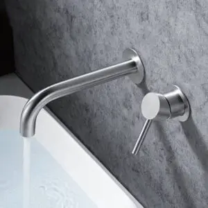 grifo empotrado inox moscu 300x300 - Tendencias básicas en los baños de hoy